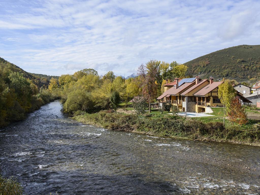 El Casar Del Puente Vendégház Boca de Huérgano Kültér fotó